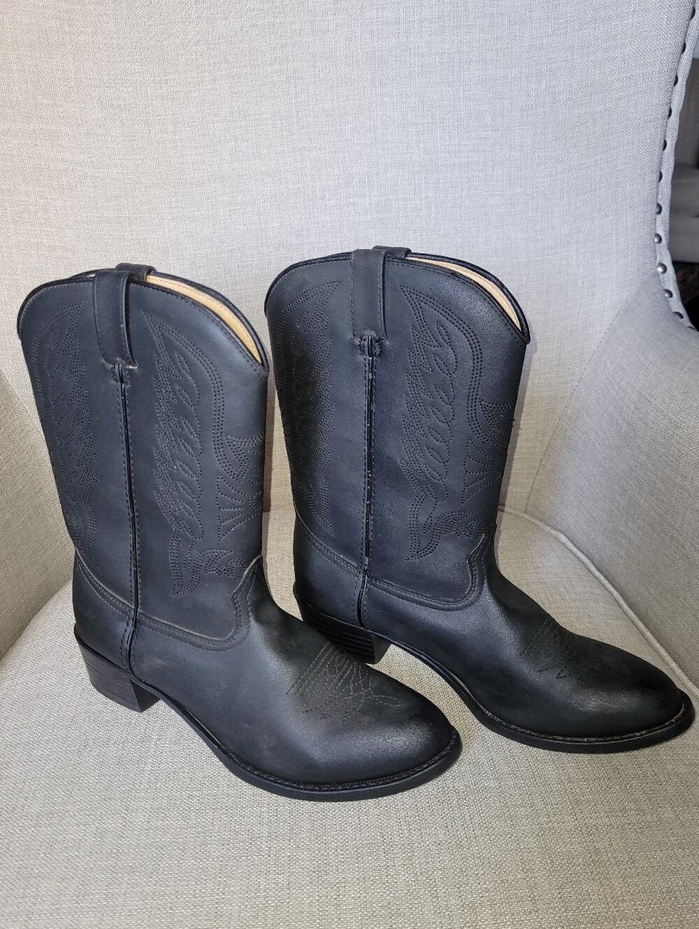 Durango Black Western Stitch-Detail Heeled Boots